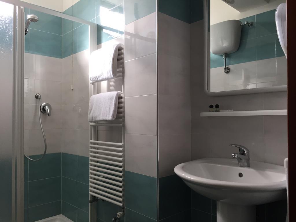 Cristal Hotel Manocalzati Pokoj fotografie
